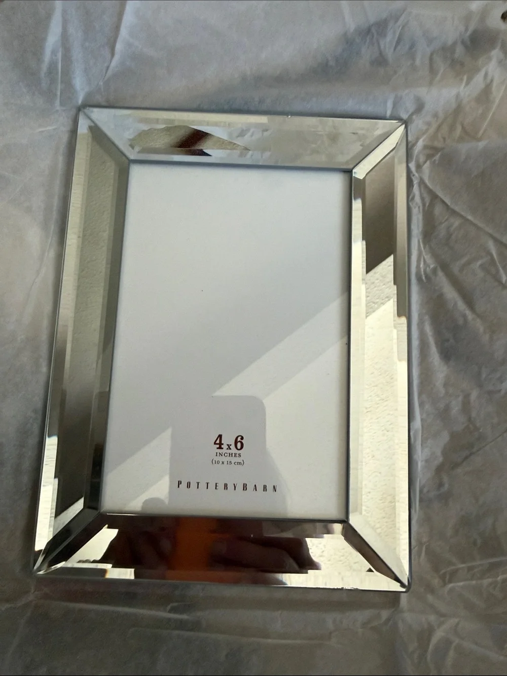 Pottery Barn Beveled Mirror Frame in 4x6
